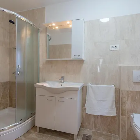 Four-bedroom In * Citluk