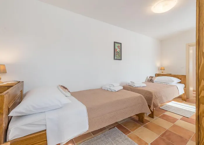 Vakantiehuis Four-bedroom In